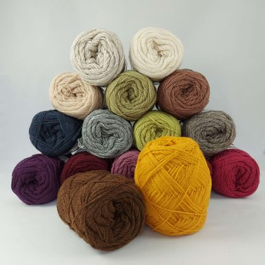 Capella wool yarn